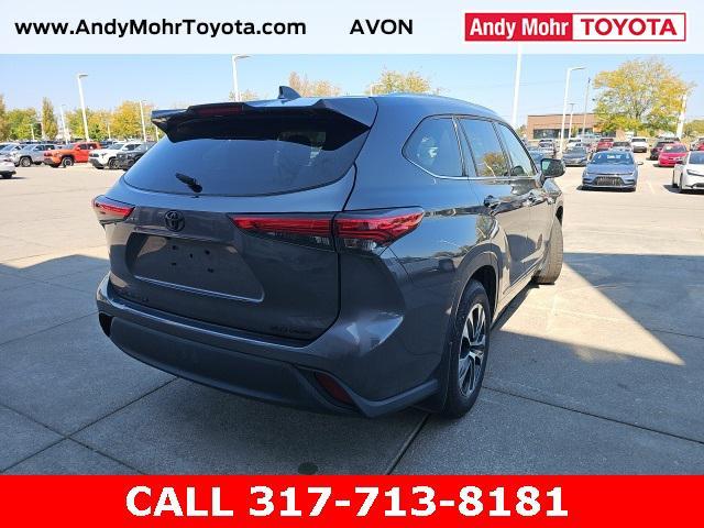 used 2021 Toyota Highlander car, priced at $33,999