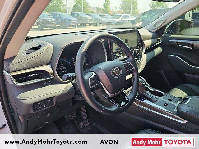 used 2023 Toyota Highlander Hybrid car, priced at $47,422