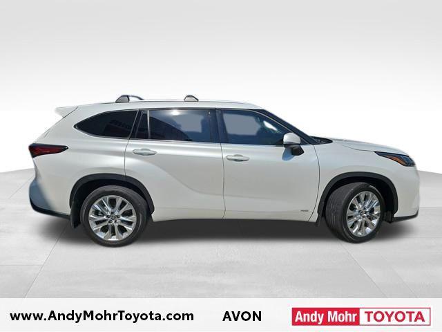 used 2023 Toyota Highlander Hybrid car, priced at $47,422