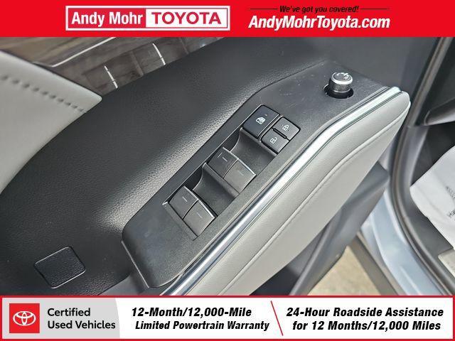 used 2022 Toyota Highlander Hybrid car, priced at $37,192
