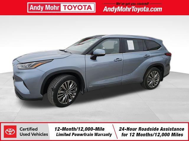 used 2022 Toyota Highlander Hybrid car, priced at $37,192