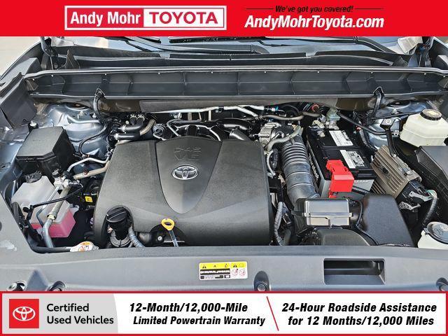 used 2021 Toyota Highlander car, priced at $29,612