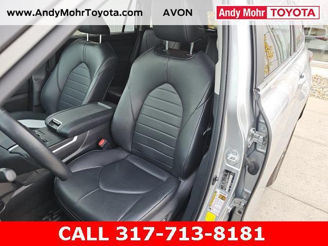 used 2023 Toyota Highlander car, priced at $38,612