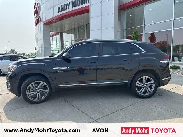 used 2024 Volkswagen Atlas Cross Sport car, priced at $39,497