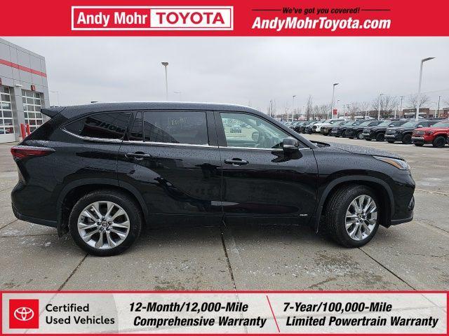 used 2024 Toyota Highlander Hybrid car, priced at $53,661