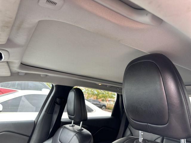 used 2019 Jeep Cherokee car, priced at $12,034