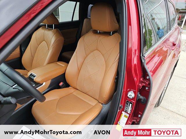 used 2023 Toyota Highlander Hybrid car, priced at $51,174