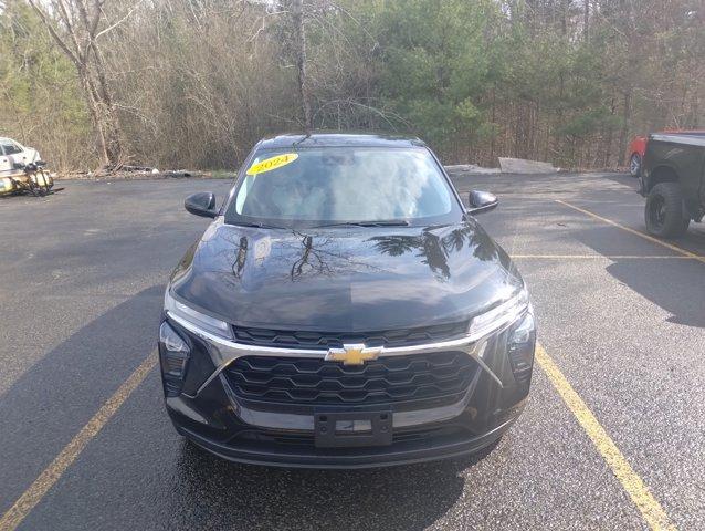 used 2024 Chevrolet Trax car, priced at $23,944