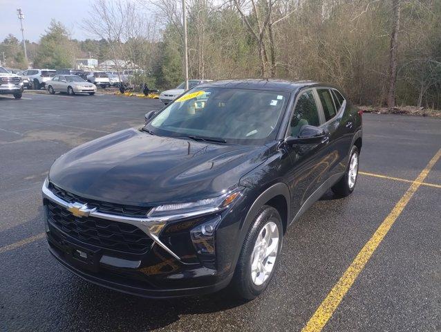 used 2024 Chevrolet Trax car, priced at $23,944