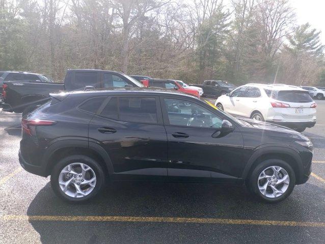 used 2024 Chevrolet Trax car, priced at $21,924