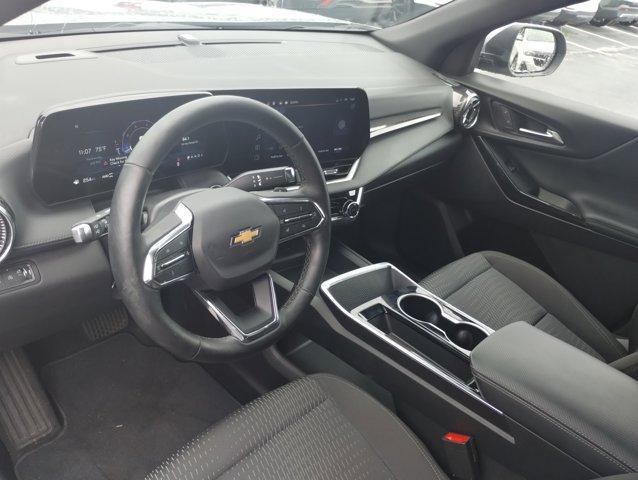 used 2025 Chevrolet Equinox car, priced at $30,924