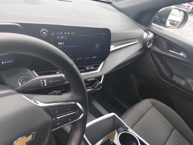 used 2025 Chevrolet Equinox car, priced at $30,924