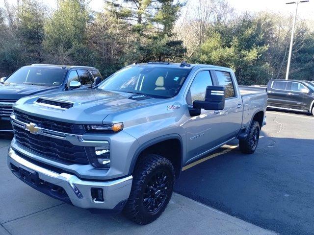 used 2024 Chevrolet Silverado 2500 car, priced at $58,944