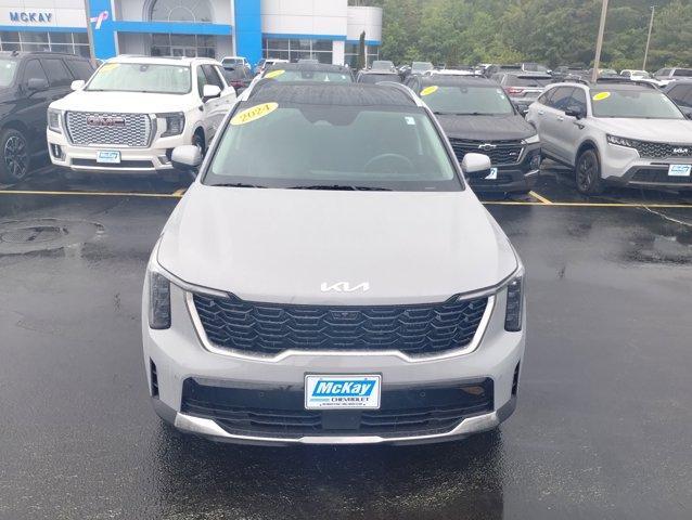 used 2024 Kia Sorento car, priced at $36,924