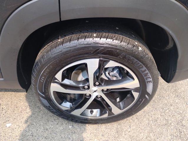 used 2025 Chevrolet Trax car, priced at $28,924
