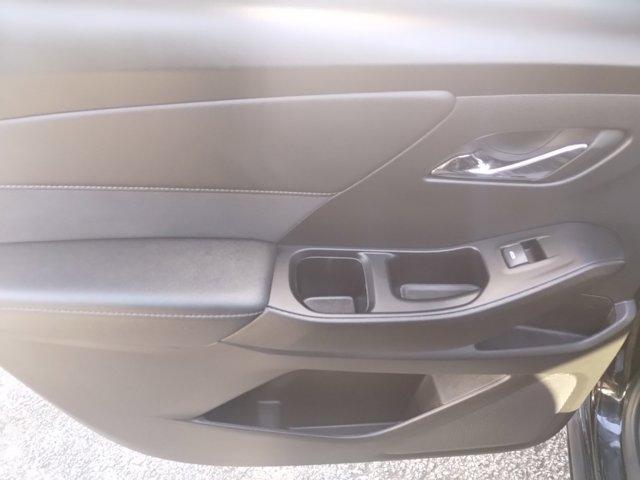 used 2023 Chevrolet Traverse car, priced at $45,844