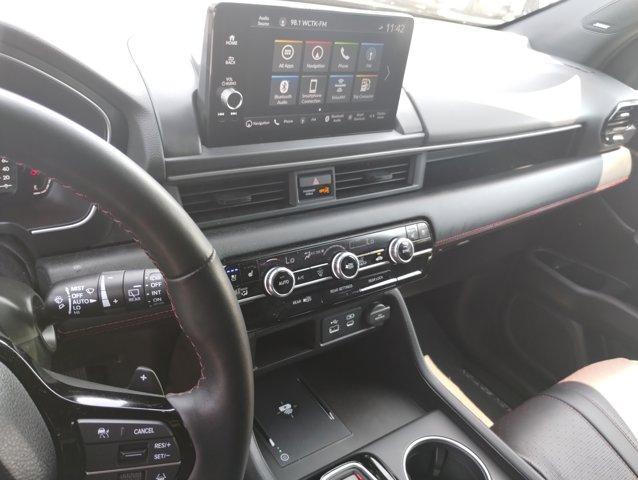 used 2025 Honda Pilot car, priced at $49,924