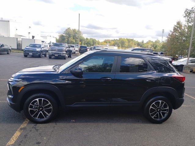 used 2024 Chevrolet TrailBlazer car, priced at $23,924