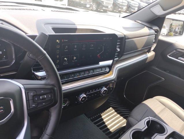 used 2023 GMC Sierra 1500 car, priced at $38,924