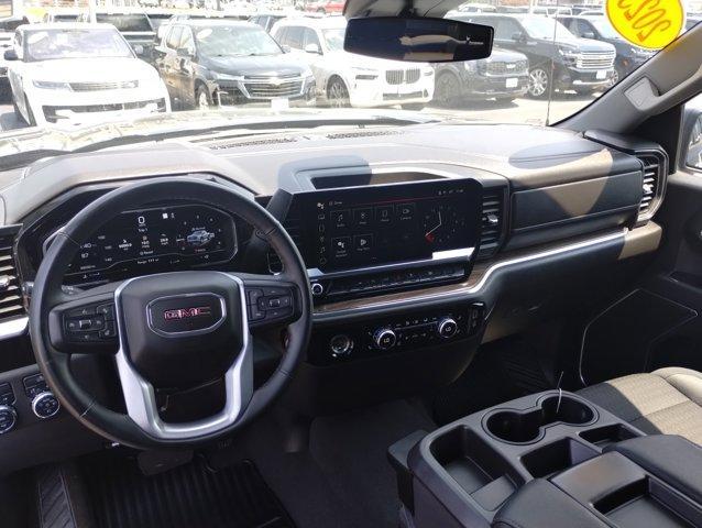 used 2023 GMC Sierra 1500 car, priced at $38,924