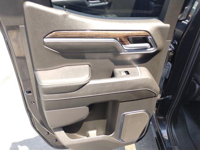 used 2023 GMC Sierra 1500 car, priced at $38,924