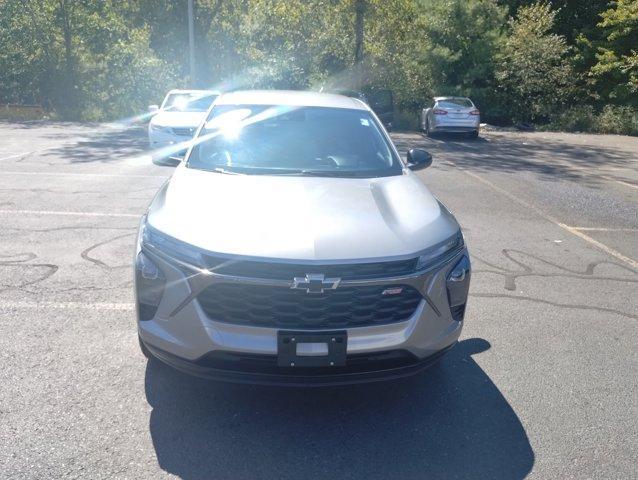 used 2024 Chevrolet Trax car, priced at $21,924