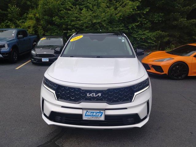 used 2022 Kia Sorento car, priced at $31,924