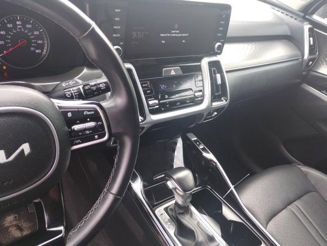 used 2022 Kia Sorento car, priced at $31,924