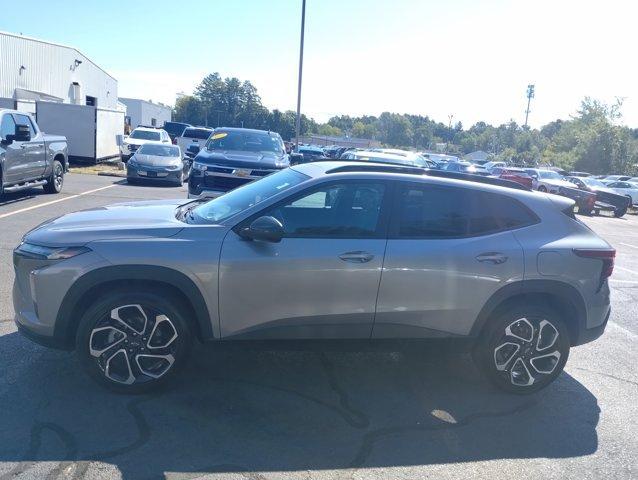 used 2024 Chevrolet Trax car, priced at $23,924