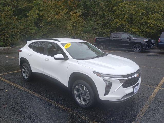 used 2024 Chevrolet Trax car, priced at $23,924