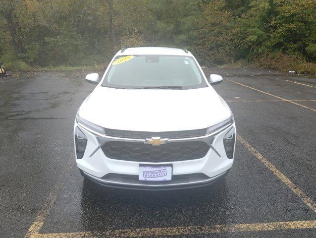 used 2024 Chevrolet Trax car, priced at $23,924