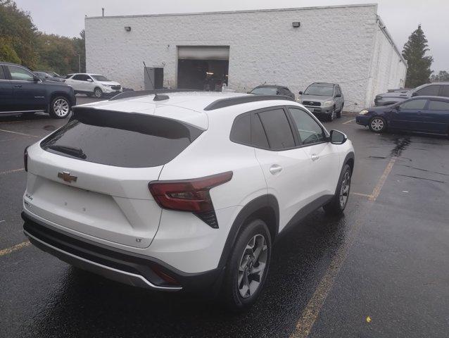 used 2024 Chevrolet Trax car, priced at $23,924