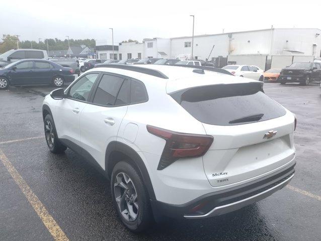 used 2024 Chevrolet Trax car, priced at $23,924