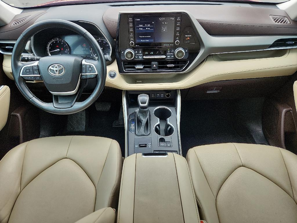 used 2022 Toyota Highlander car, priced at $33,785