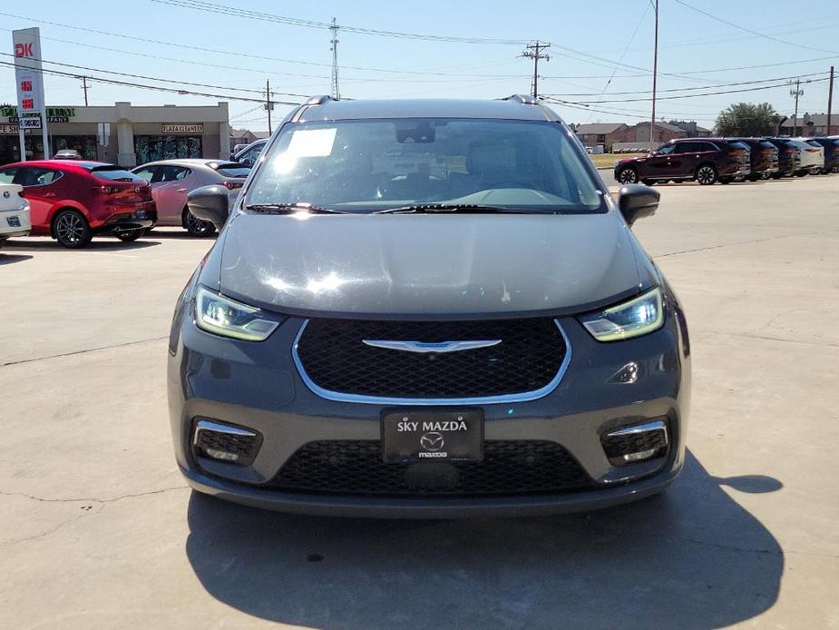 used 2021 Chrysler Pacifica Hybrid car, priced at $22,999