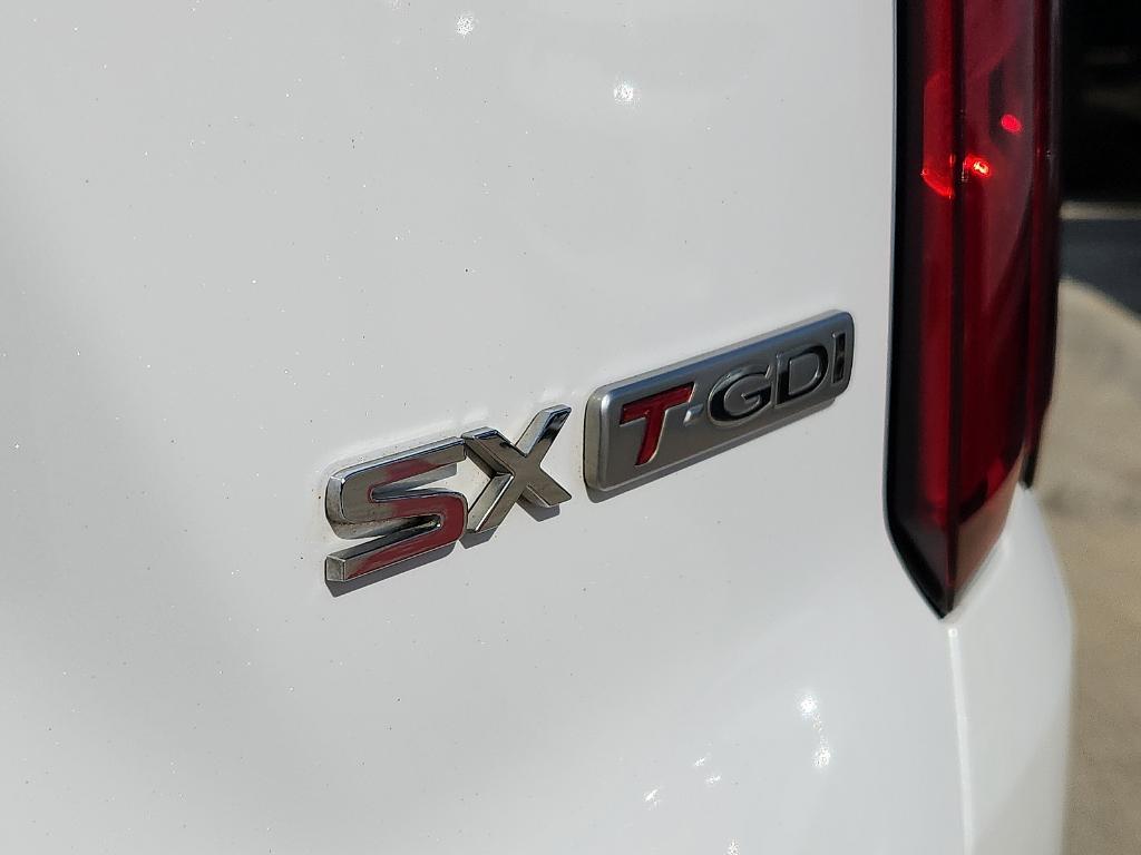 used 2021 Kia Sorento car, priced at $25,405