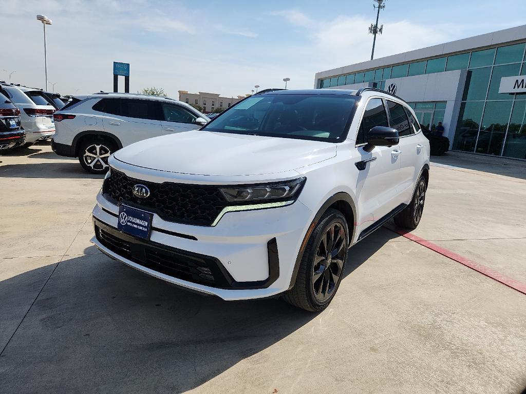 used 2021 Kia Sorento car, priced at $25,405