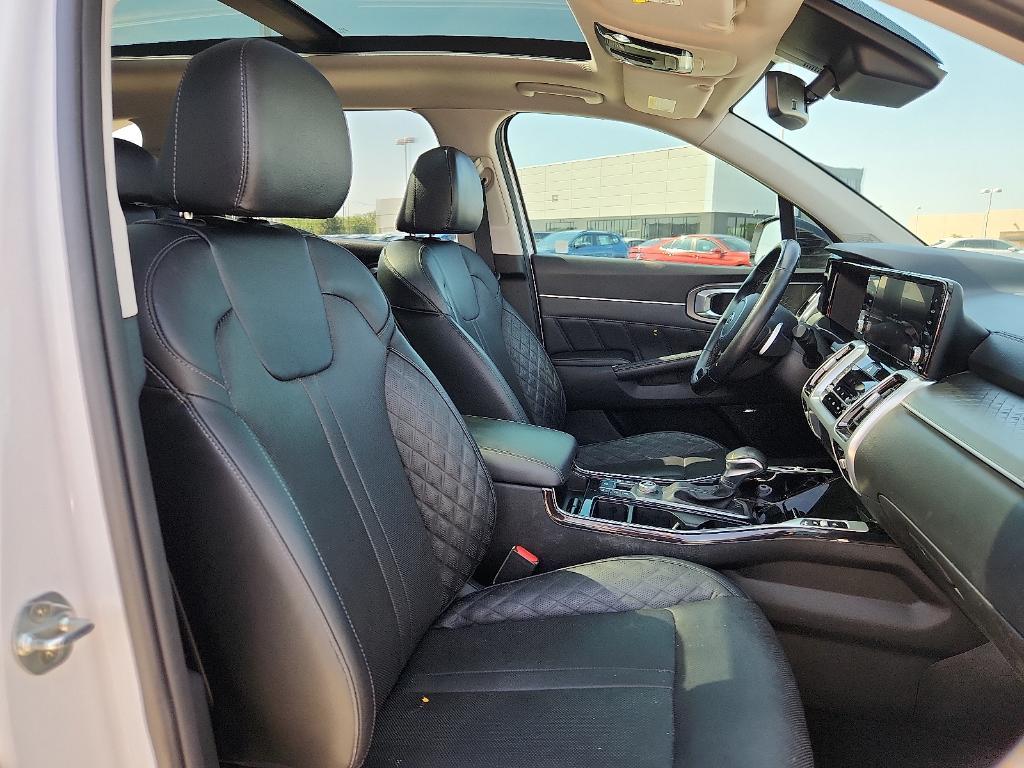 used 2021 Kia Sorento car, priced at $25,405