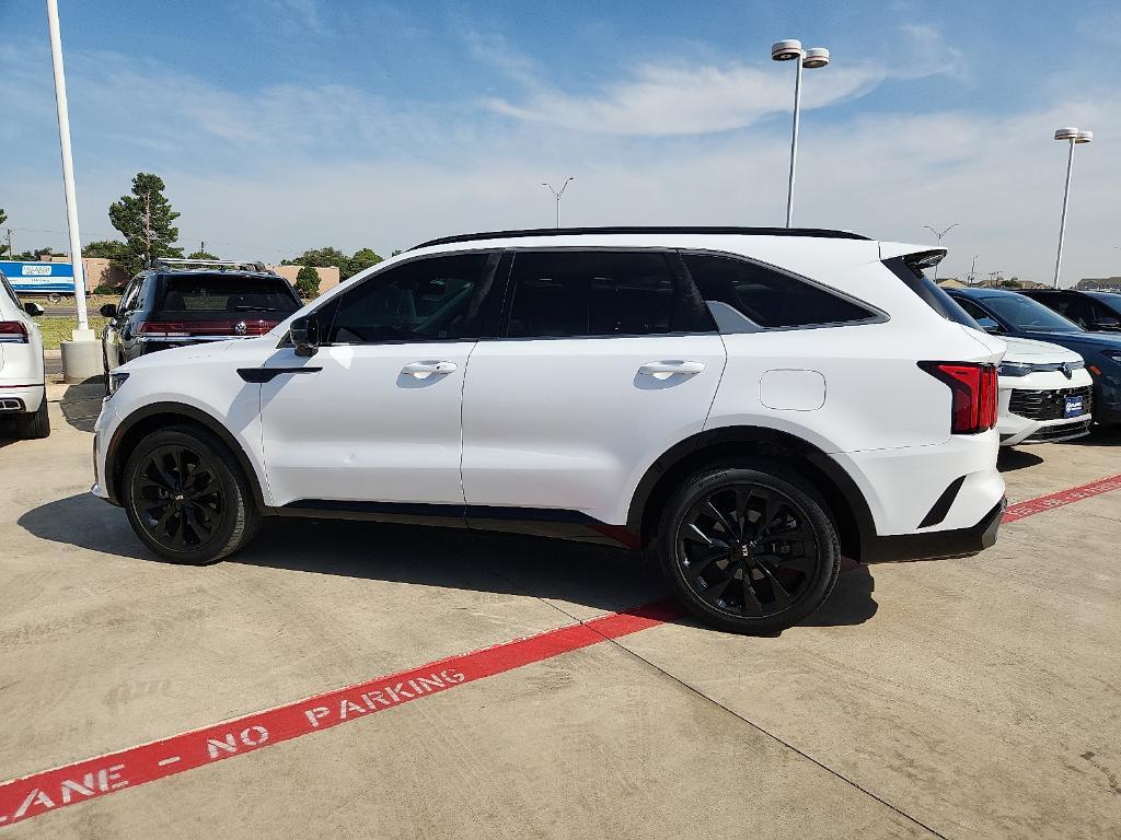 used 2021 Kia Sorento car, priced at $25,405