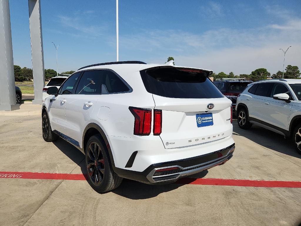 used 2021 Kia Sorento car, priced at $25,405