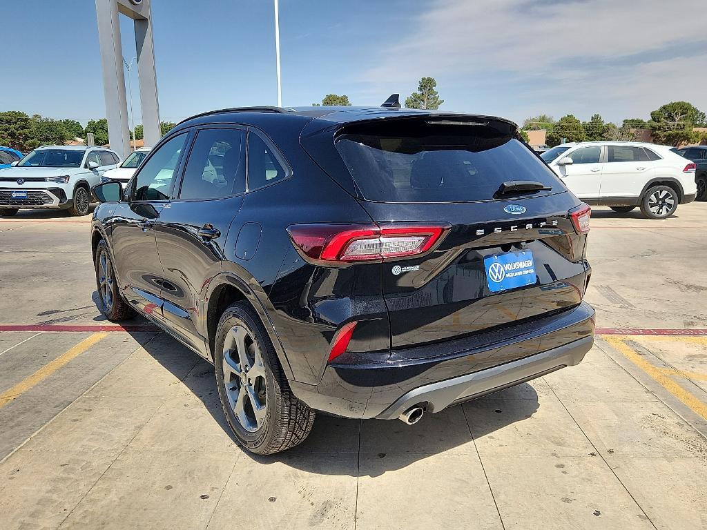 used 2023 Ford Escape car, priced at $23,899