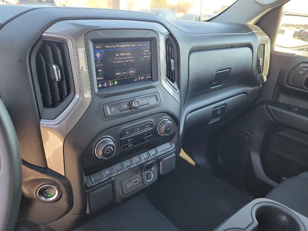 used 2024 Chevrolet Silverado 1500 car, priced at $39,899