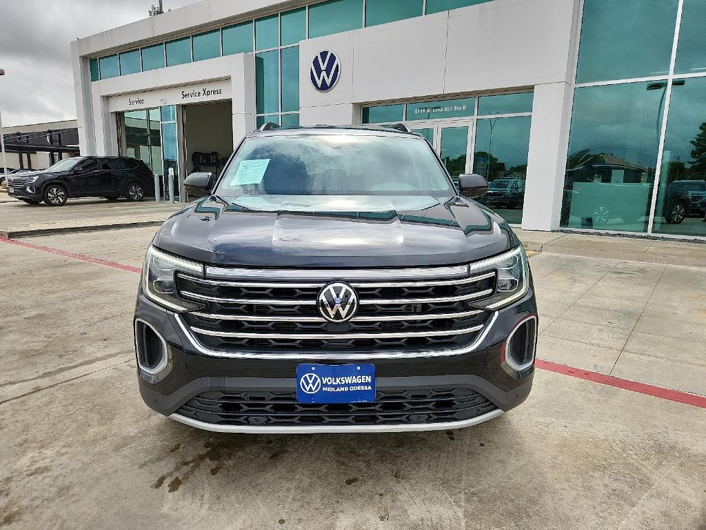 used 2024 Volkswagen Atlas car, priced at $33,858