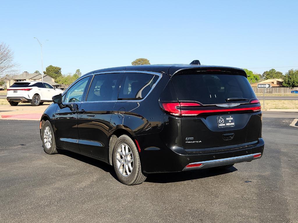 used 2023 Chrysler Pacifica car, priced at $24,984