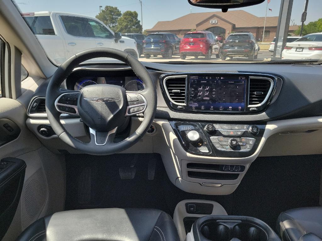 used 2023 Chrysler Pacifica car, priced at $24,584