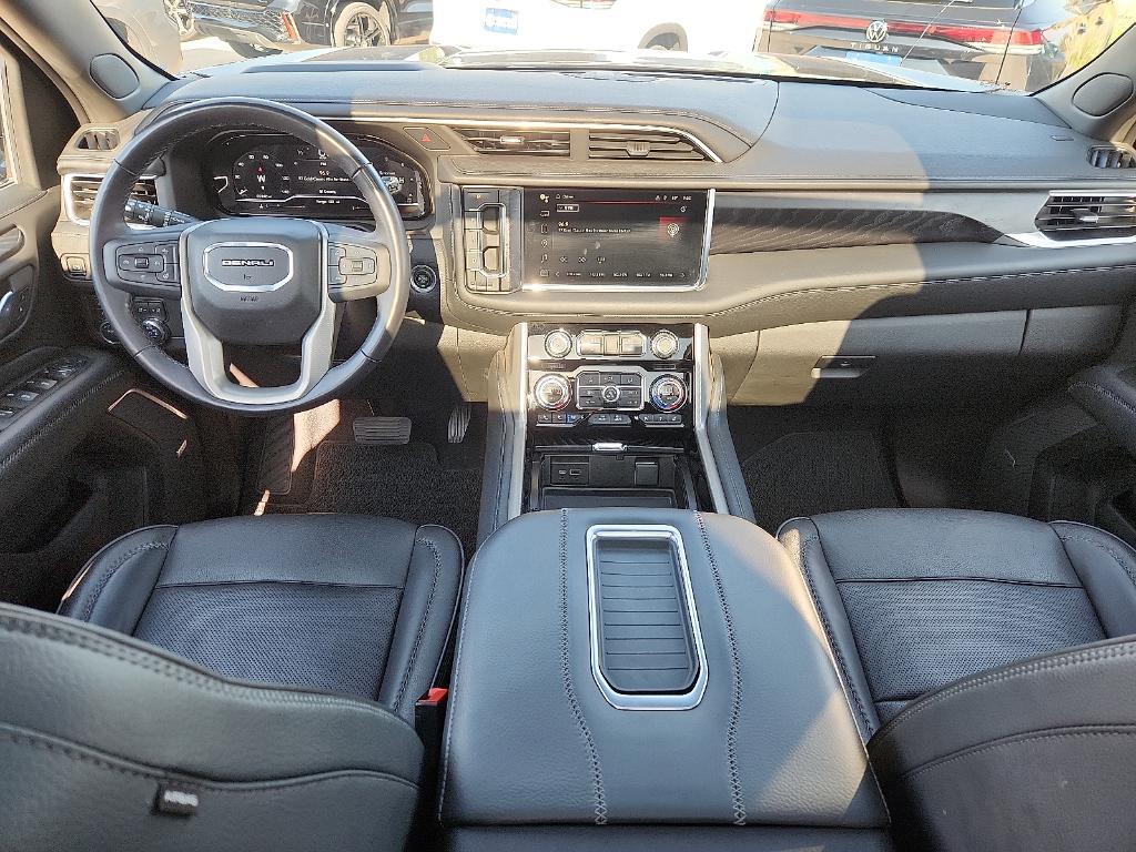 used 2022 GMC Yukon car, priced at $63,642