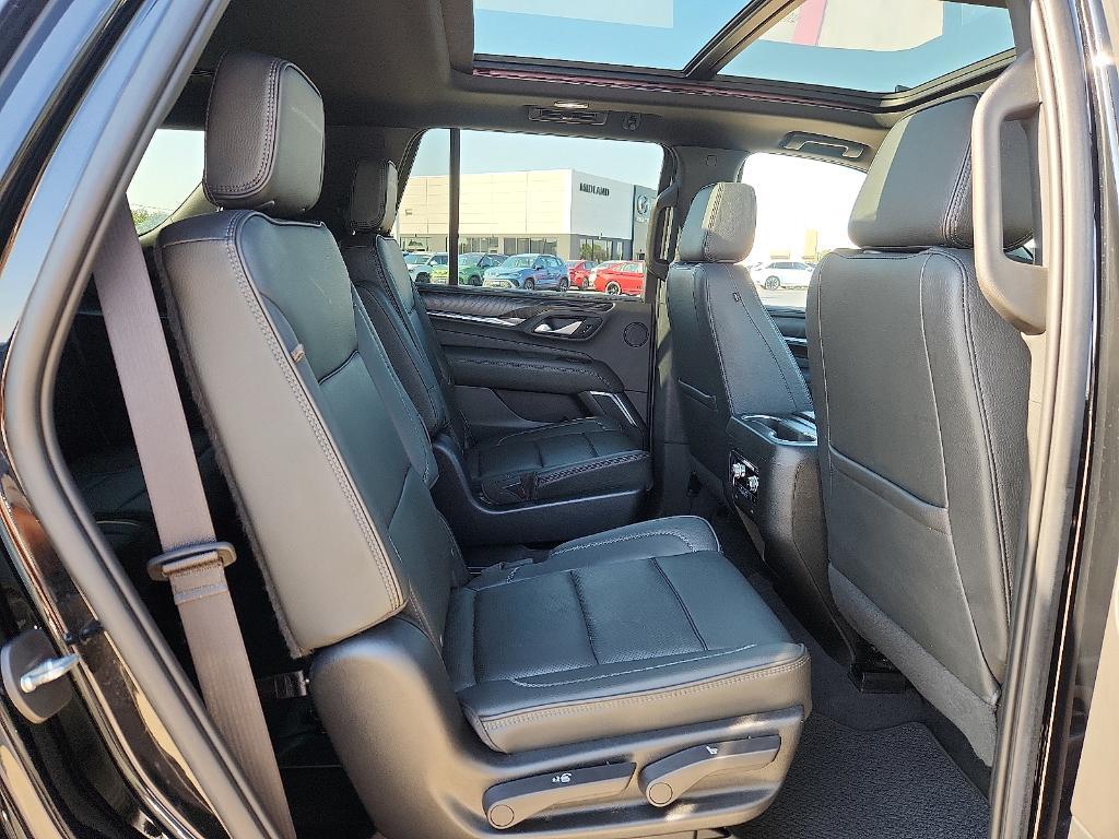 used 2022 GMC Yukon car, priced at $63,642