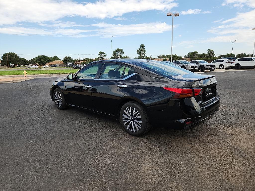 used 2023 Nissan Altima car, priced at $19,806