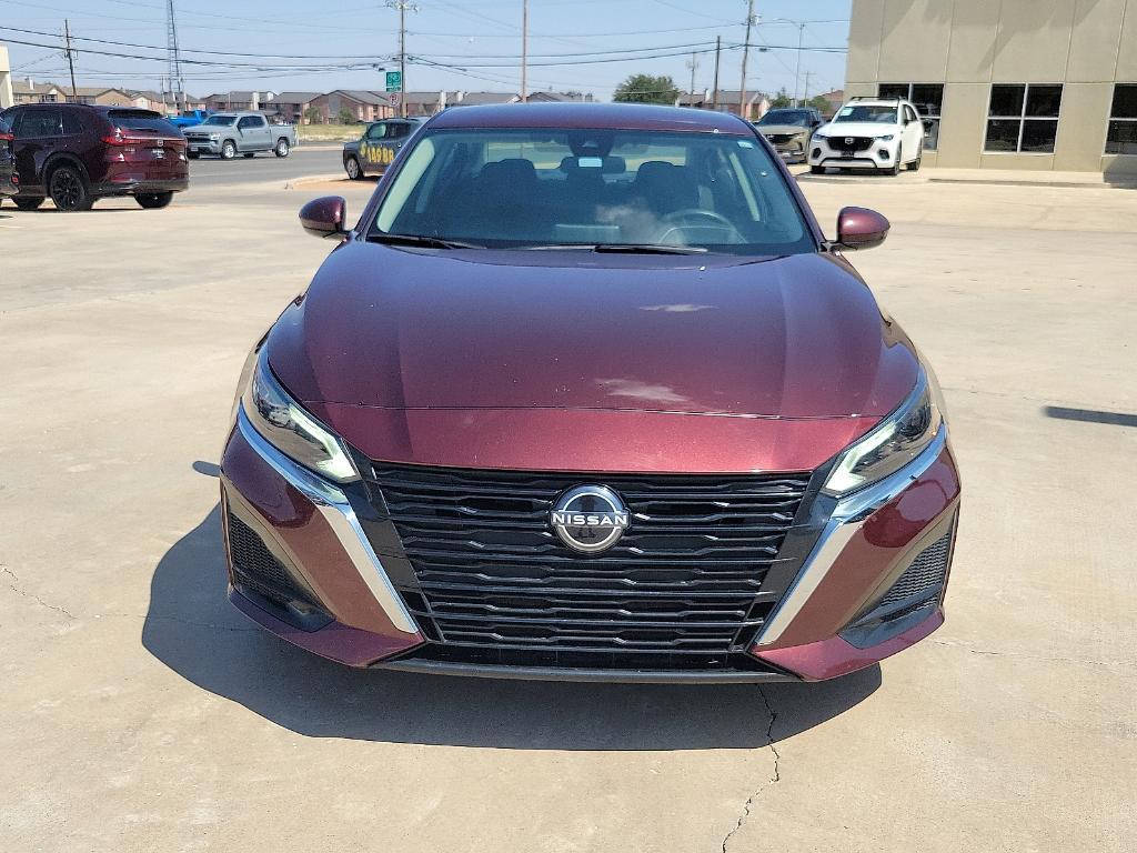 used 2023 Nissan Altima car, priced at $21,084