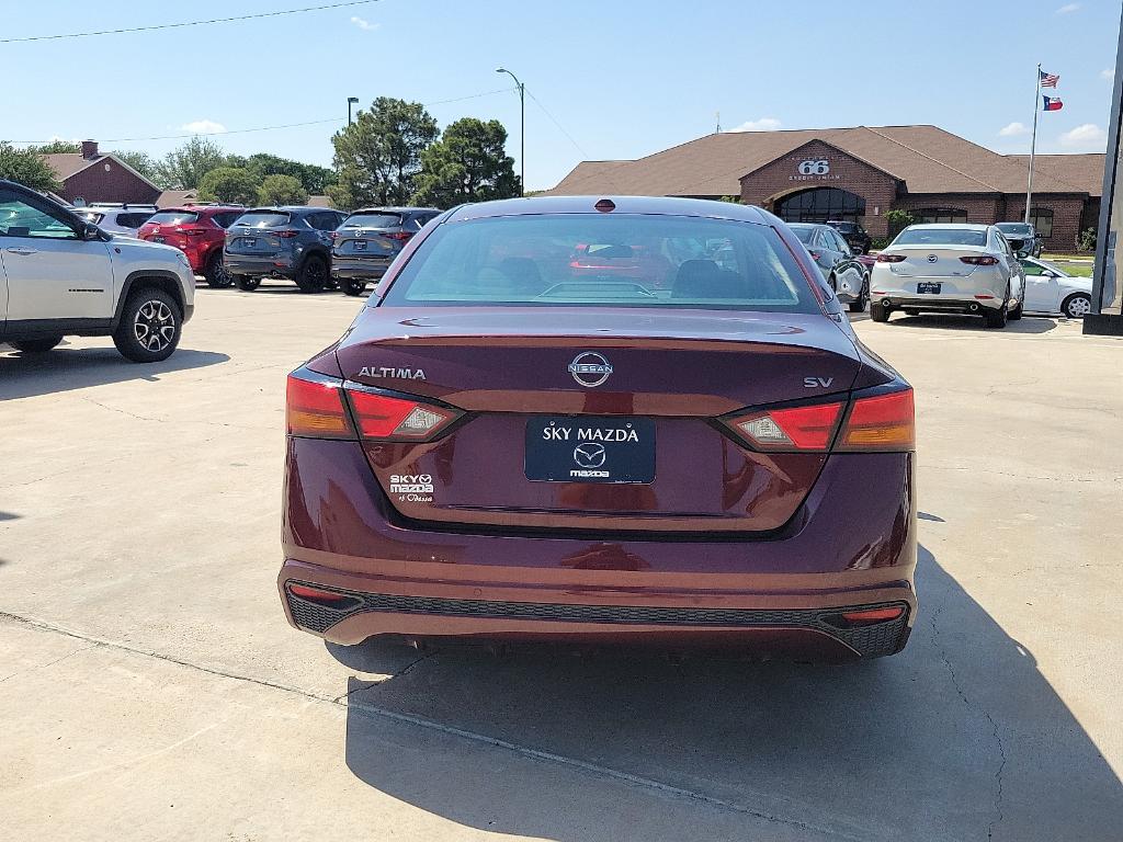 used 2023 Nissan Altima car, priced at $21,084